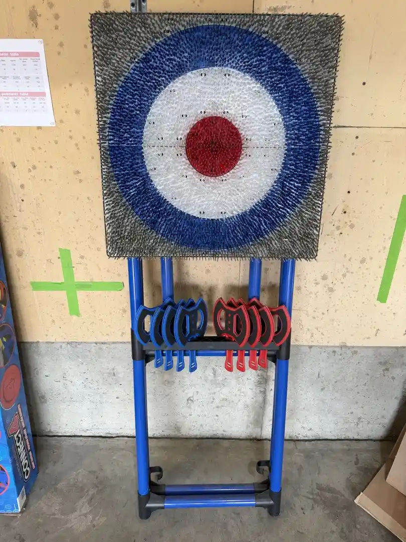 Axe Throwing Game