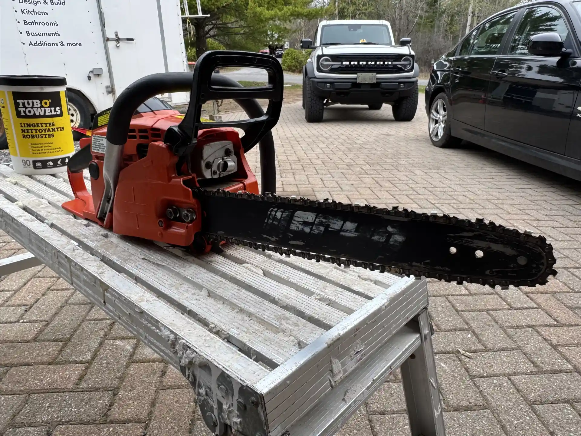 Echo 16” Gas Chainsaw : Great Condition!