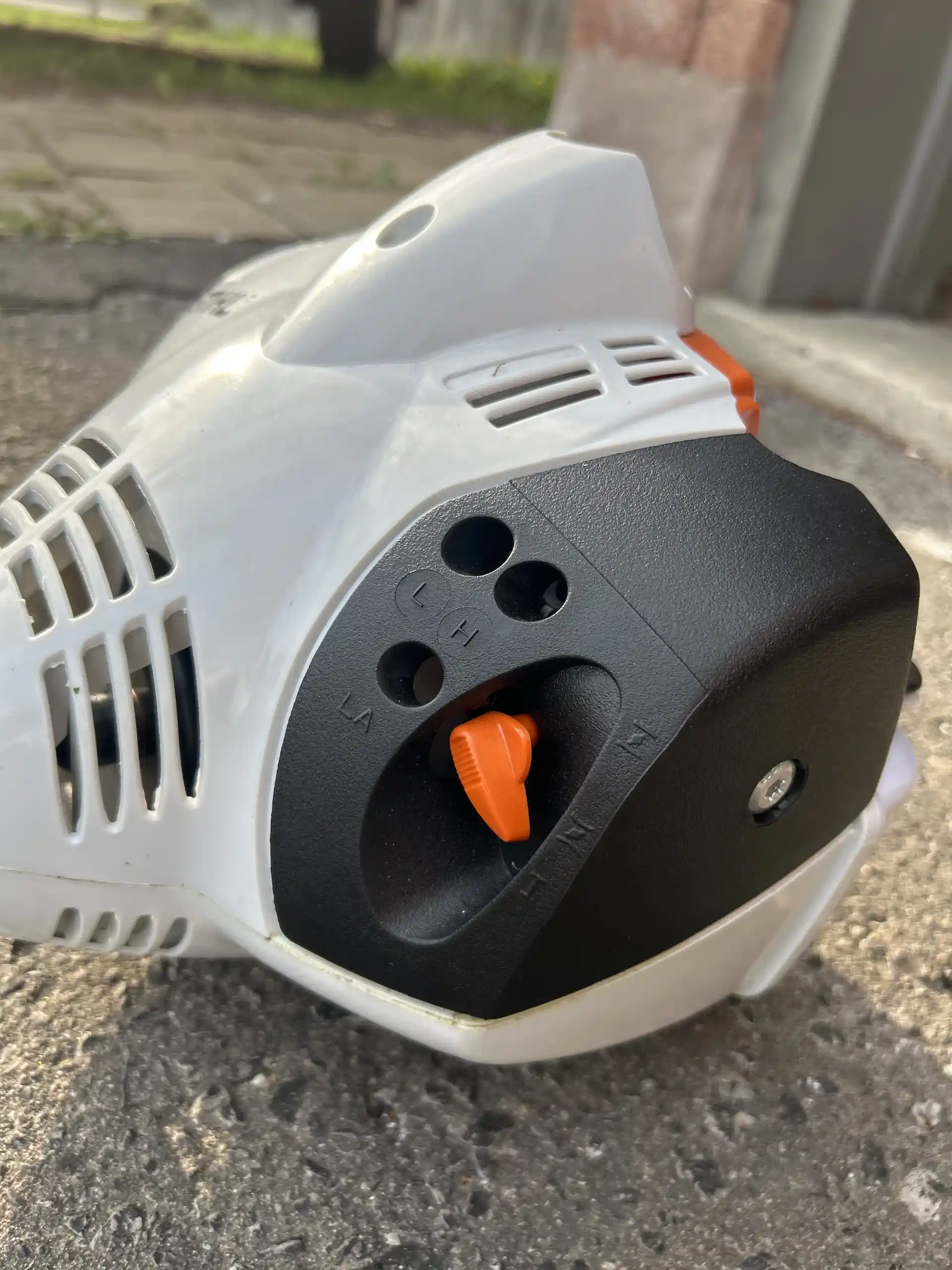 Stihl FS 56 RC Lawn Trimmer