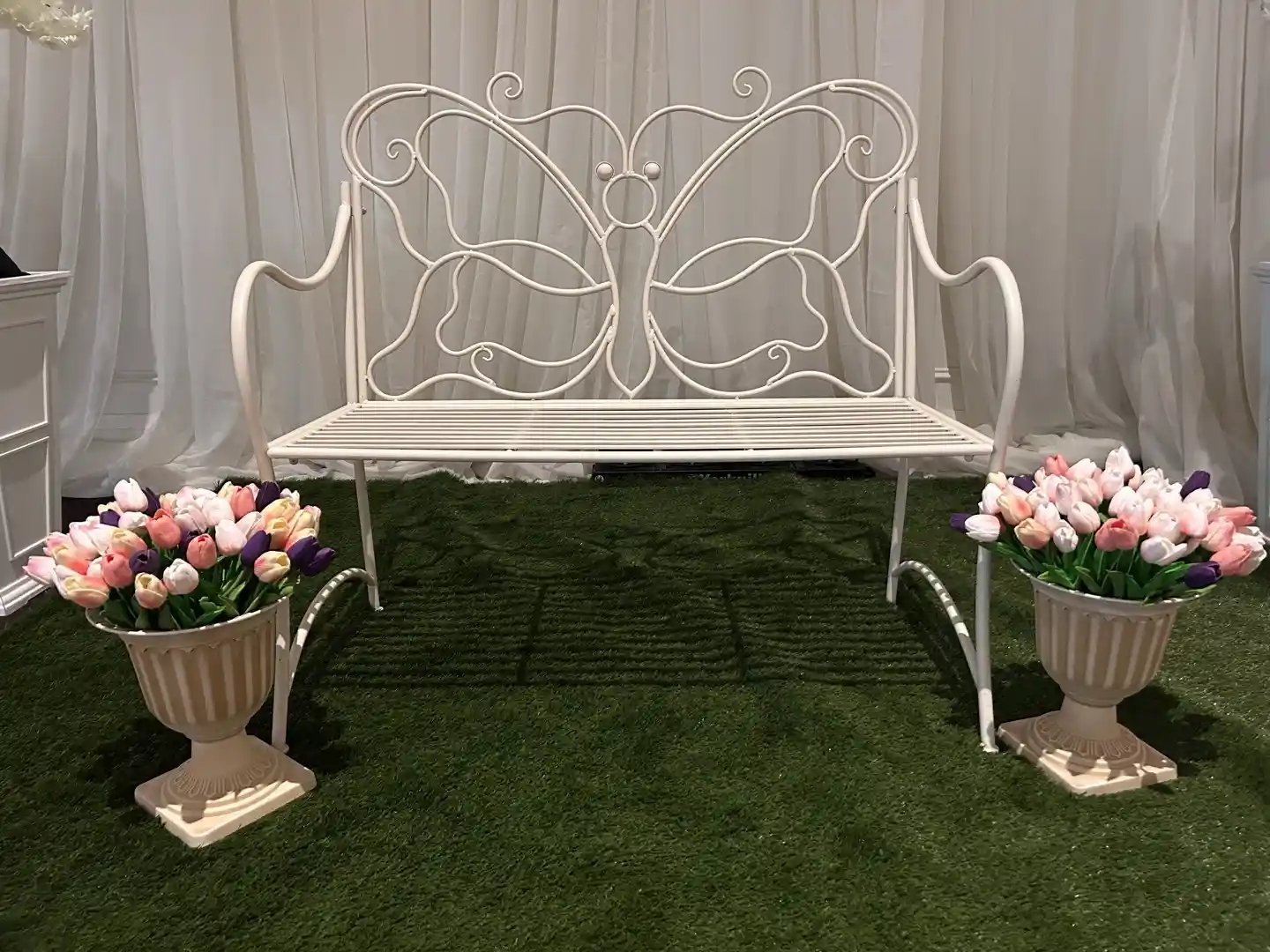 Butterfly bench