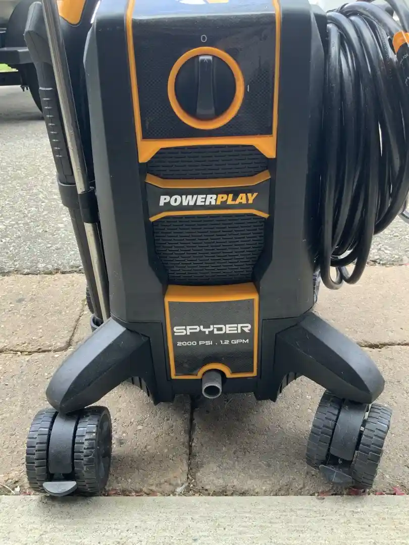 2000 psi pressure washer