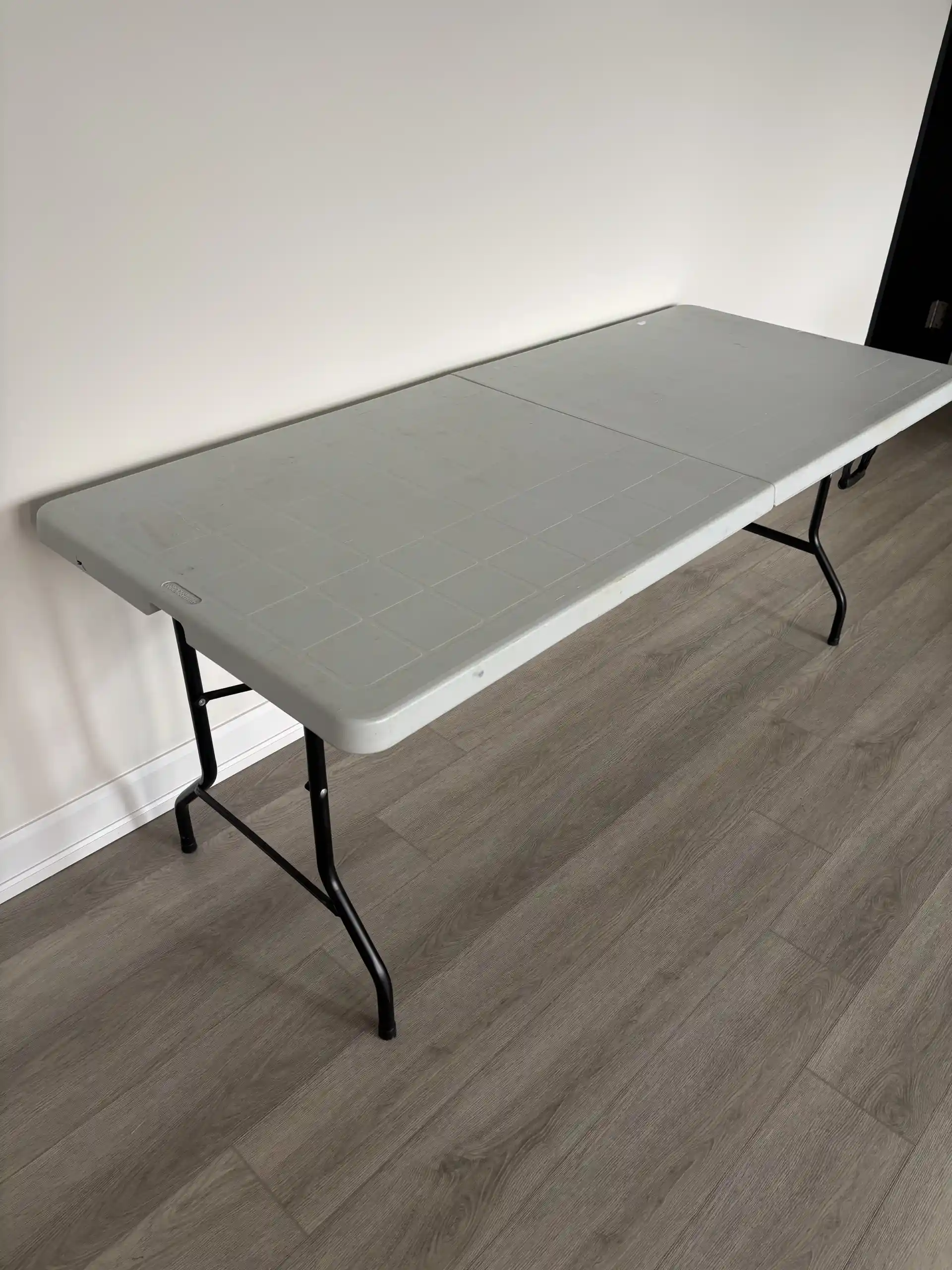 6 Ft Folding Table