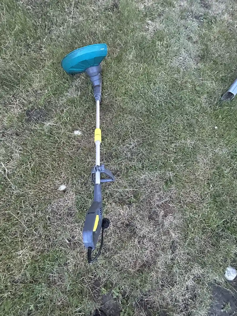 Grass Trimmer/Edger Electric Corded Dual Line