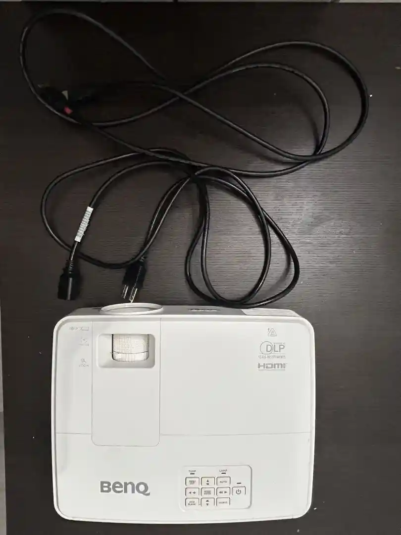 HD Projector, Outdoor Movie Nights & Sports Party