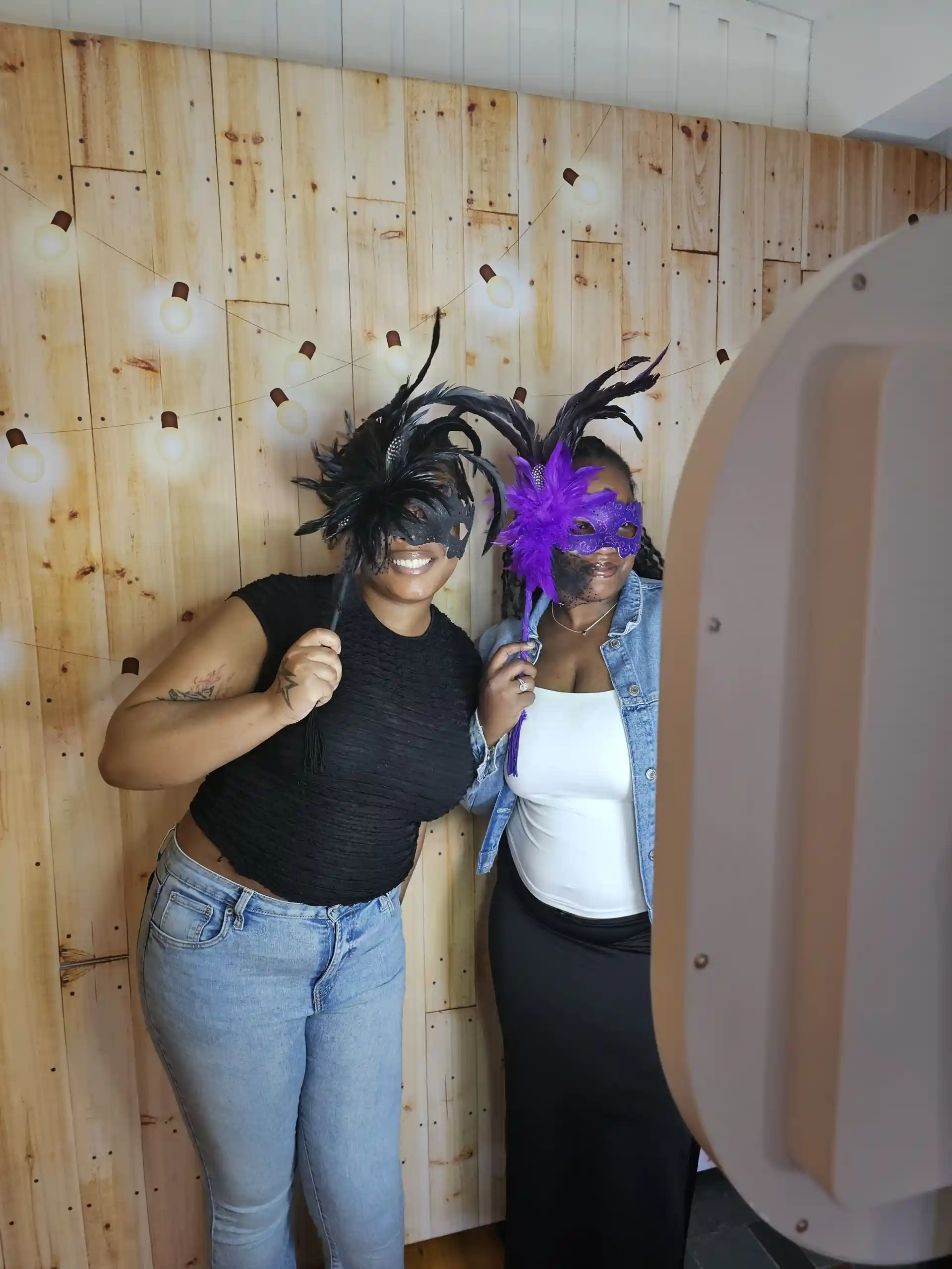 Digital Photo Booth Rental - Setup & Pickup incl.