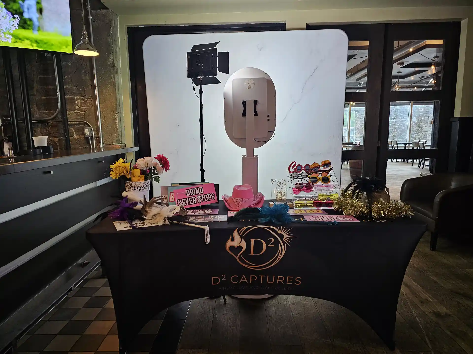 Digital Photo Booth Rental - Setup & Pickup incl.