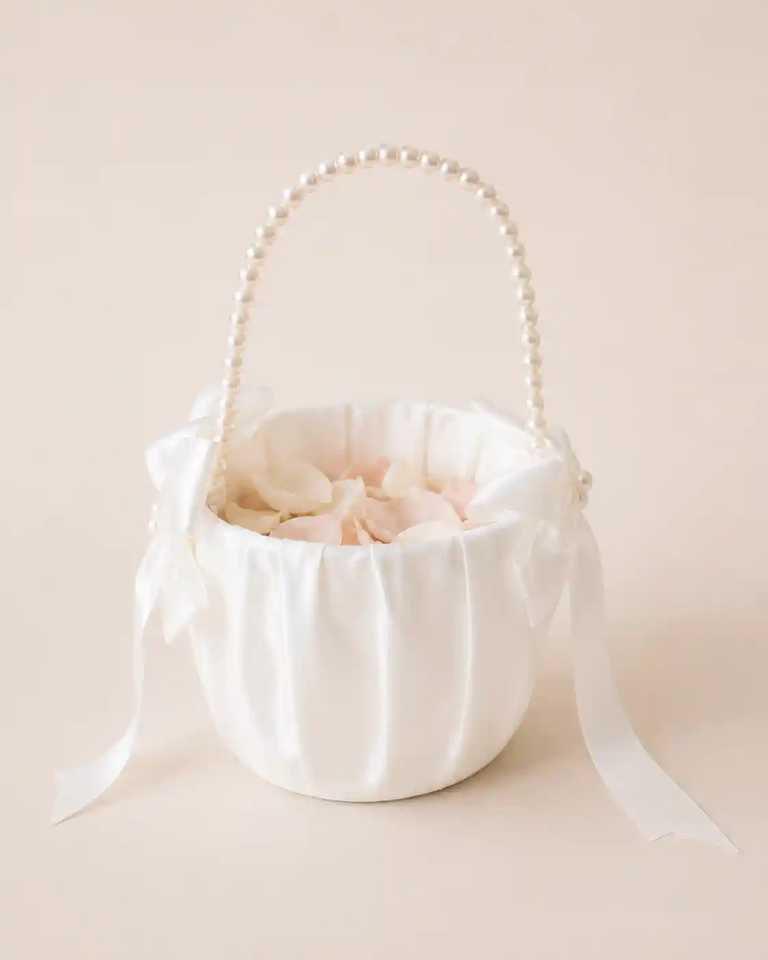 Flower girl baskets that make the sweetest memorie