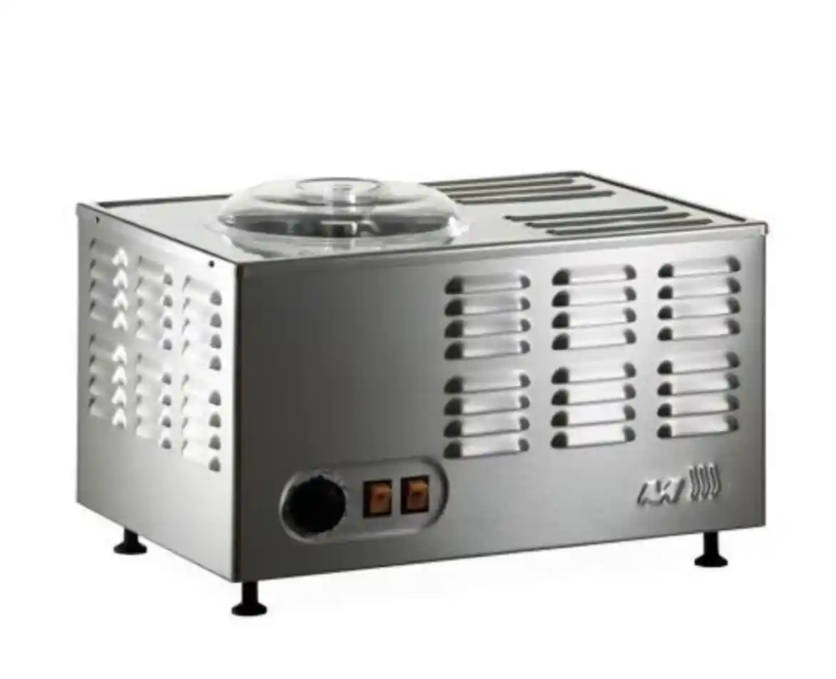 The Musso Pola Stella Gelato Maker