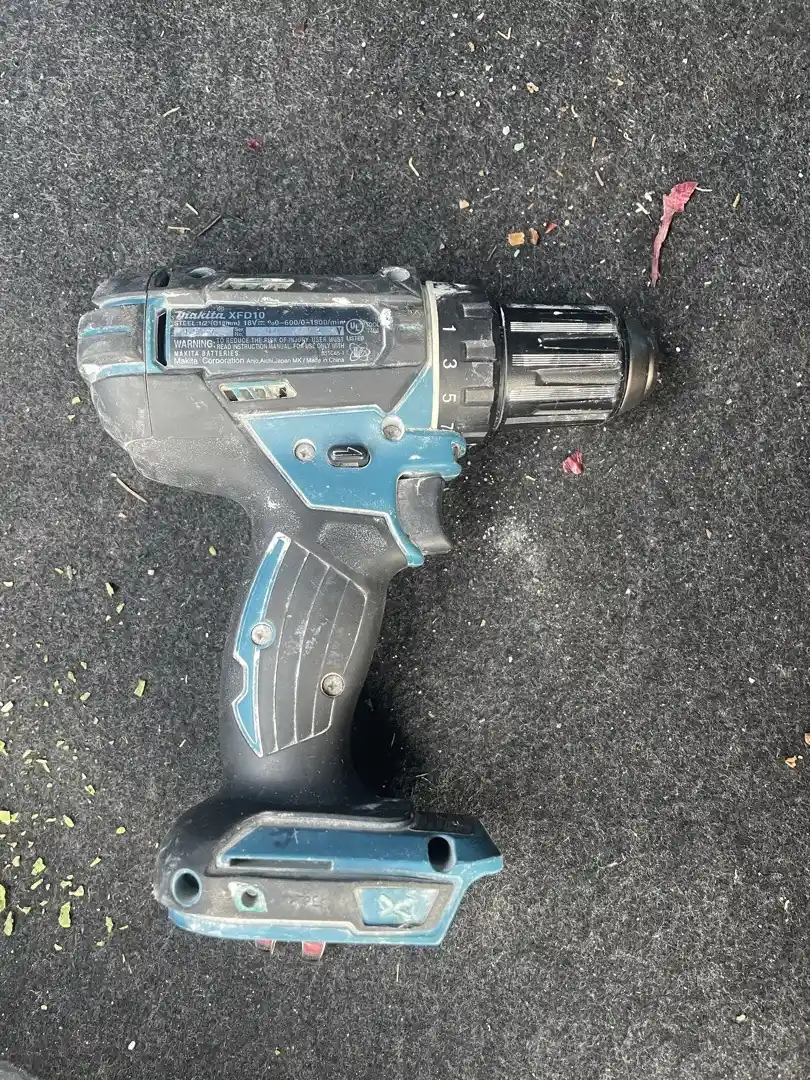 Makita drill gun