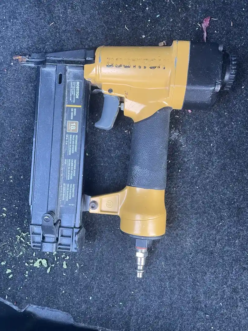 Bostitch SB-1850BN 18 Gauge Brad Nailer