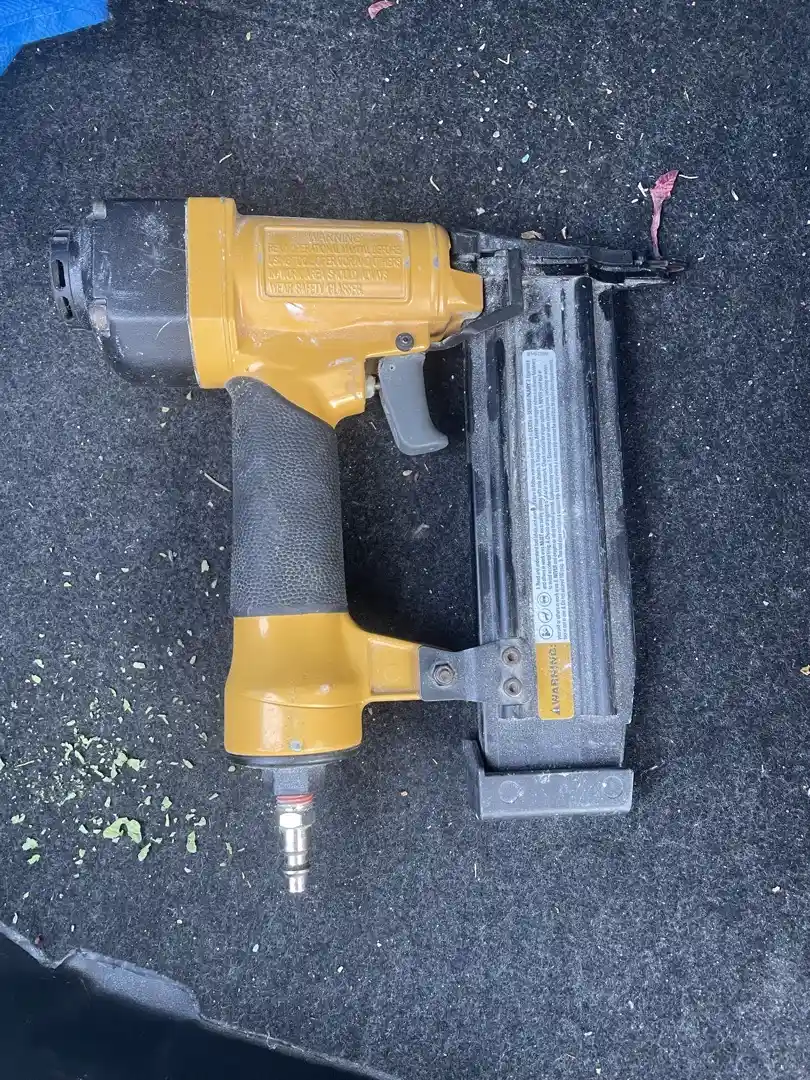 Bostitch SB-1850BN 18 Gauge Brad Nailer
