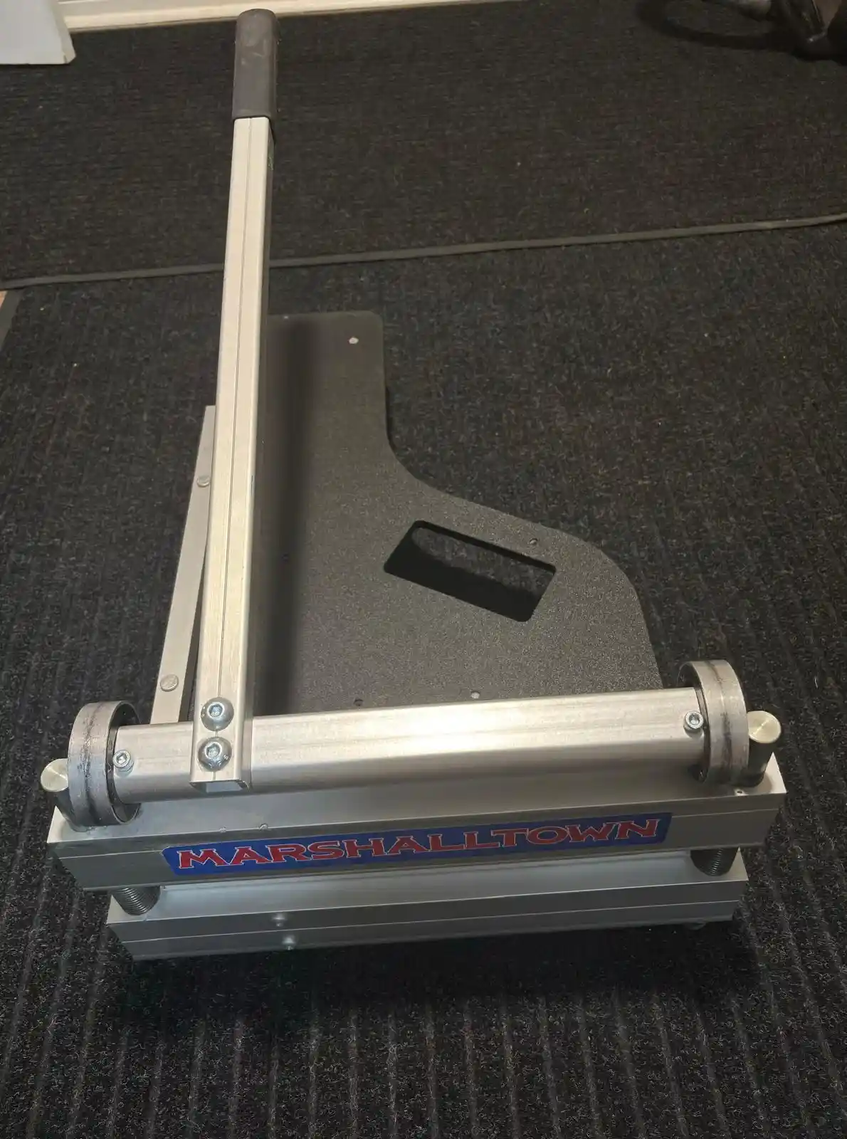 MARSHALLTOWN Ultra-Lite Flooring Cutter