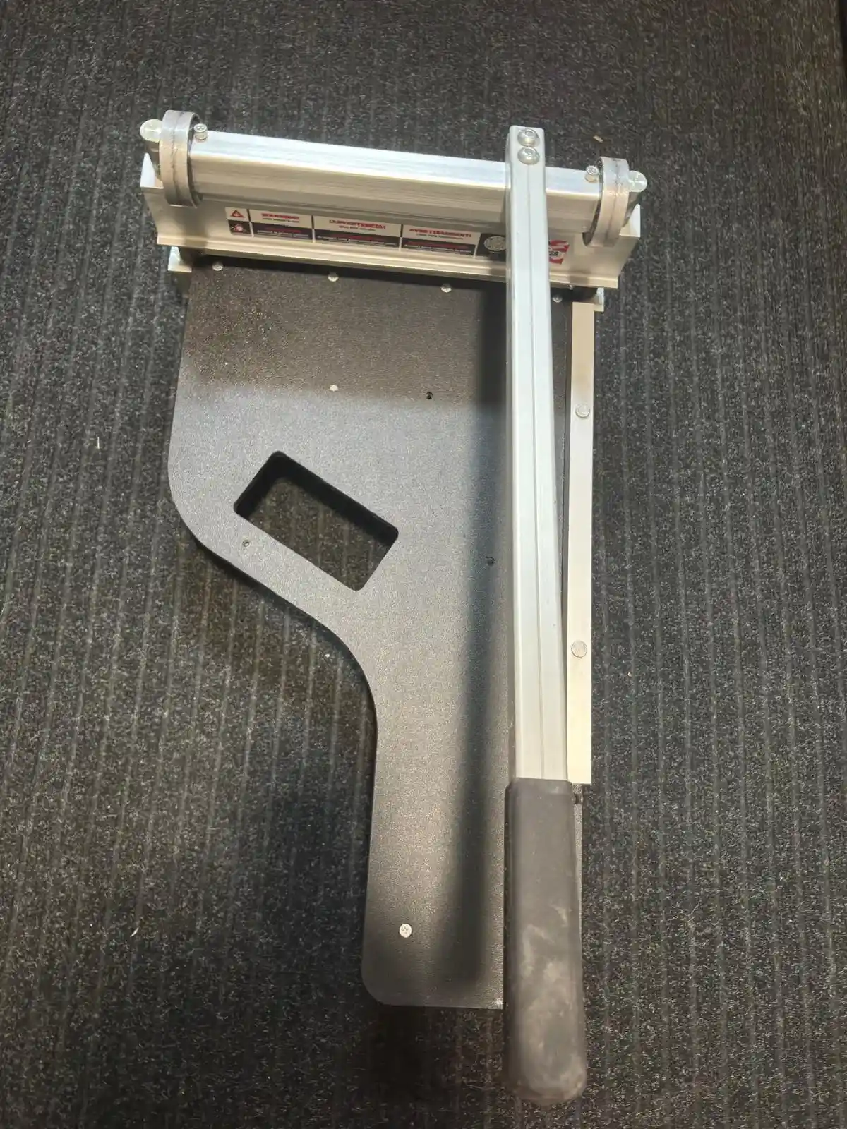 MARSHALLTOWN Ultra-Lite Flooring Cutter
