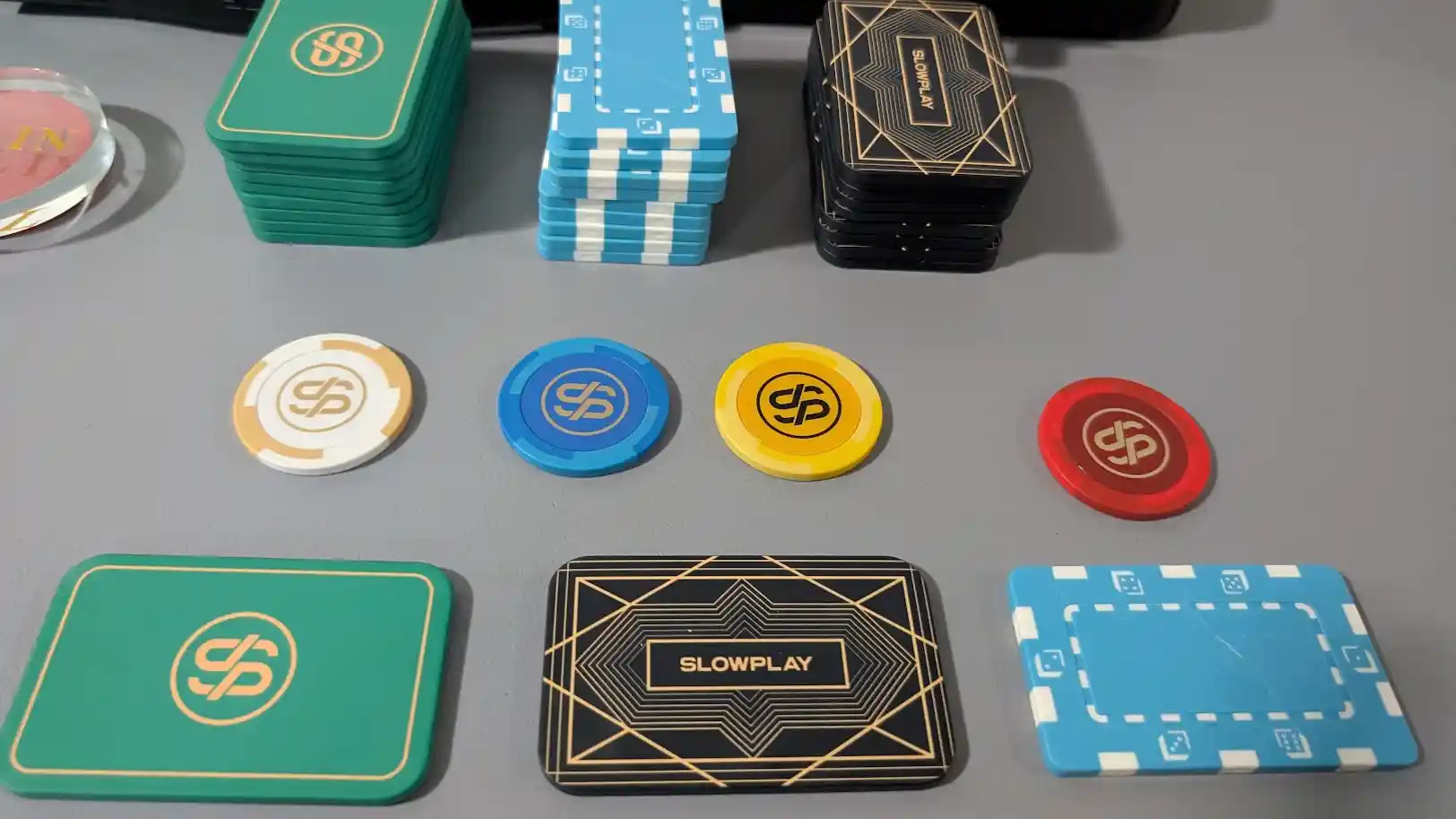 Premium SLOWPLAY 500-Piece Weighted Poker Chip Set
