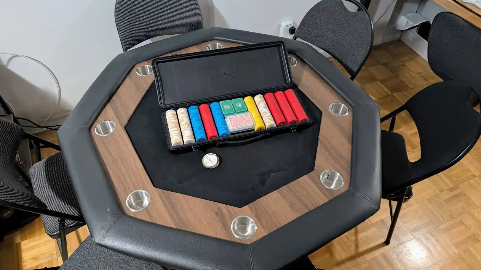 8-Player Folding Poker Table