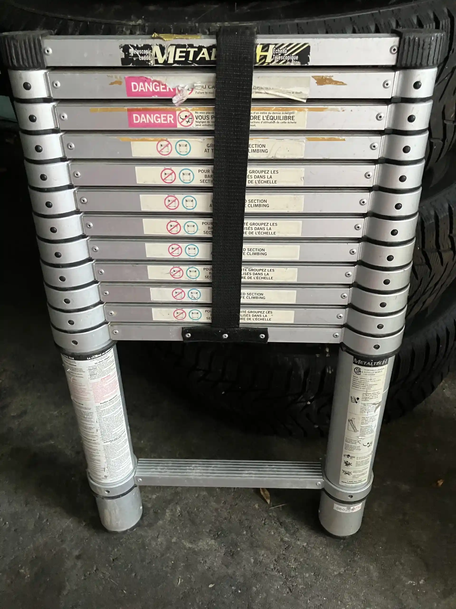Telescoping Portable Ladder