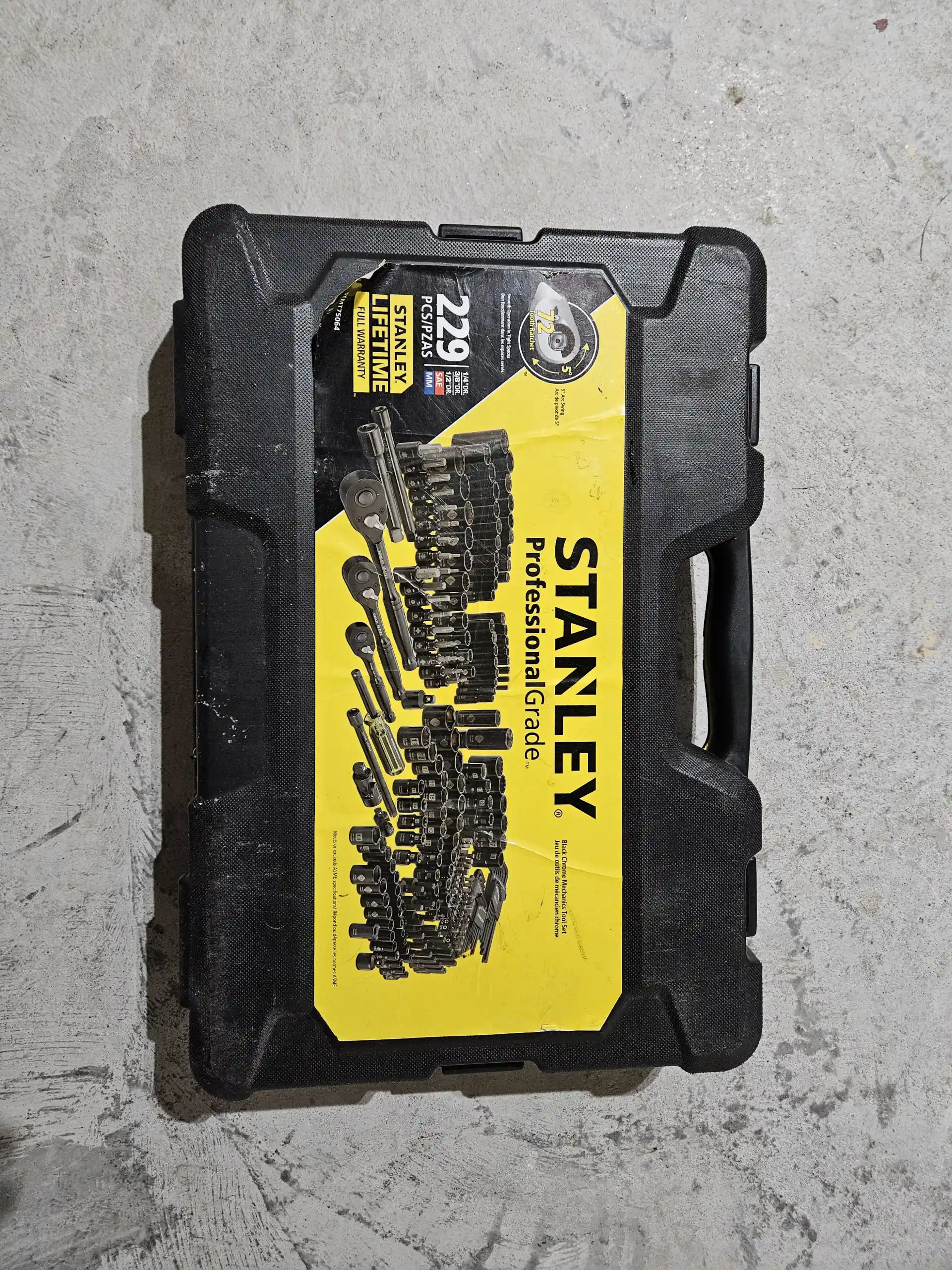 Stanley Chrome Socket Set, 229-pc SAE/Metric