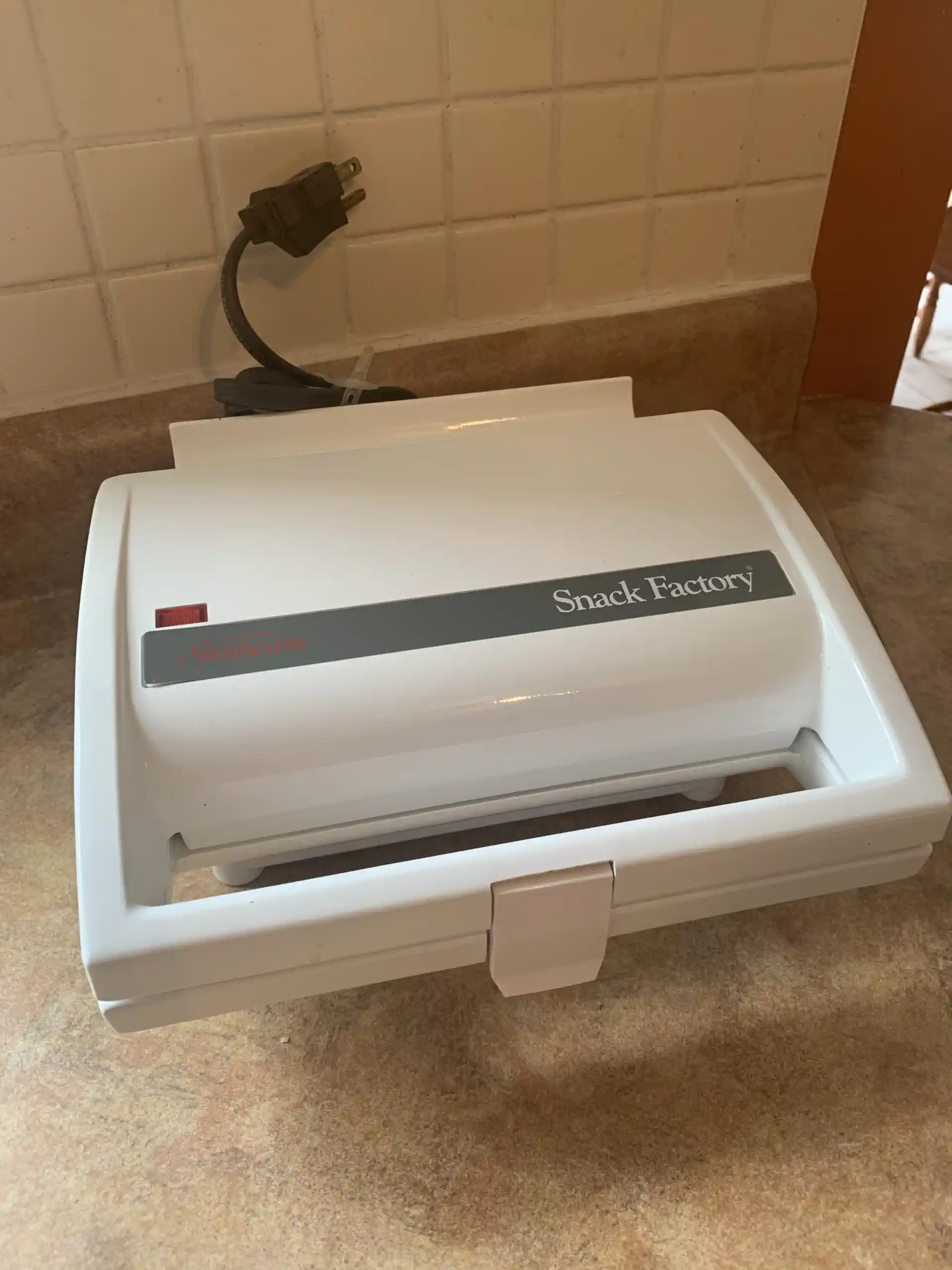 Sandwich maker/toaster