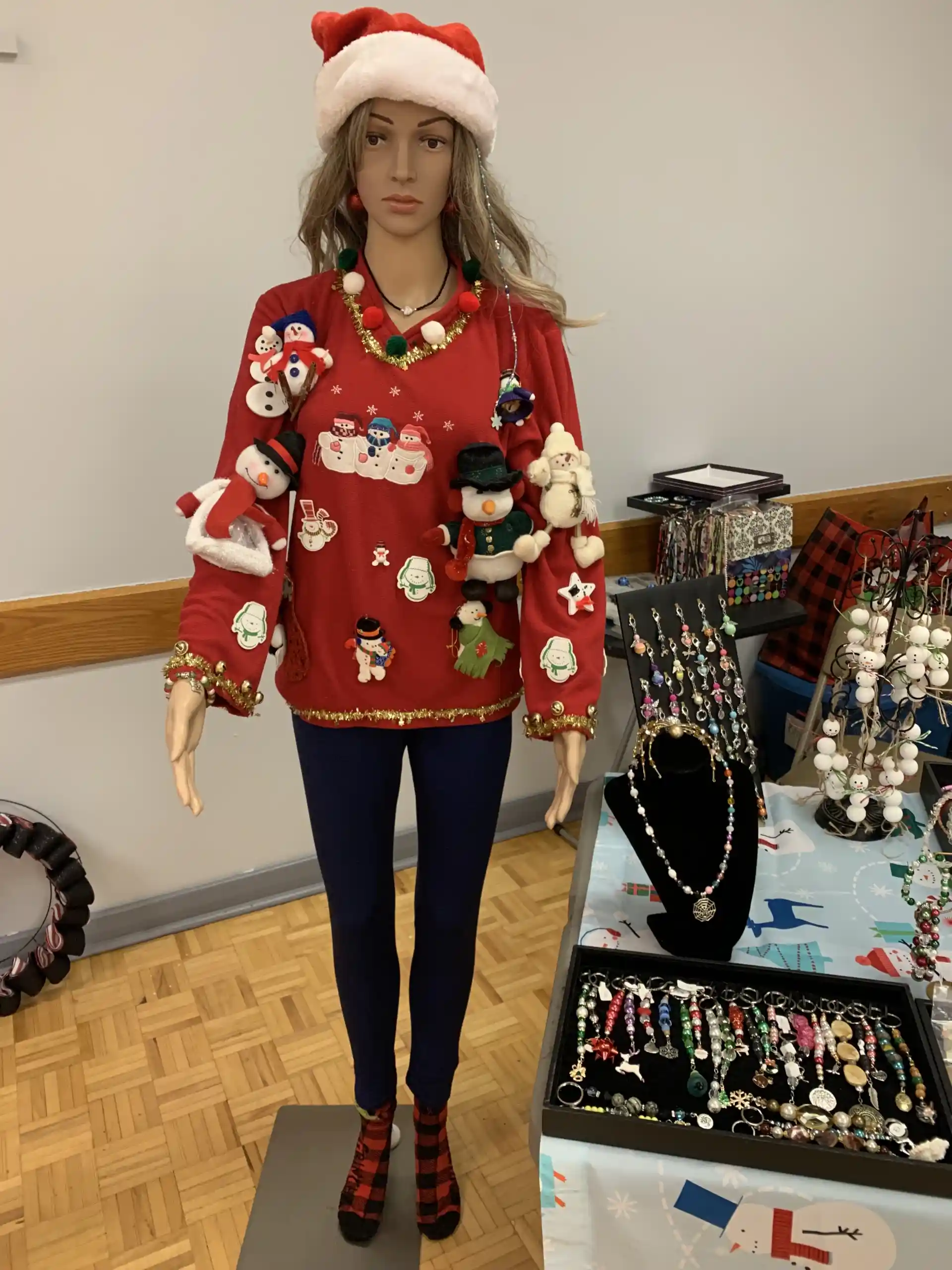 Mannequin, female.