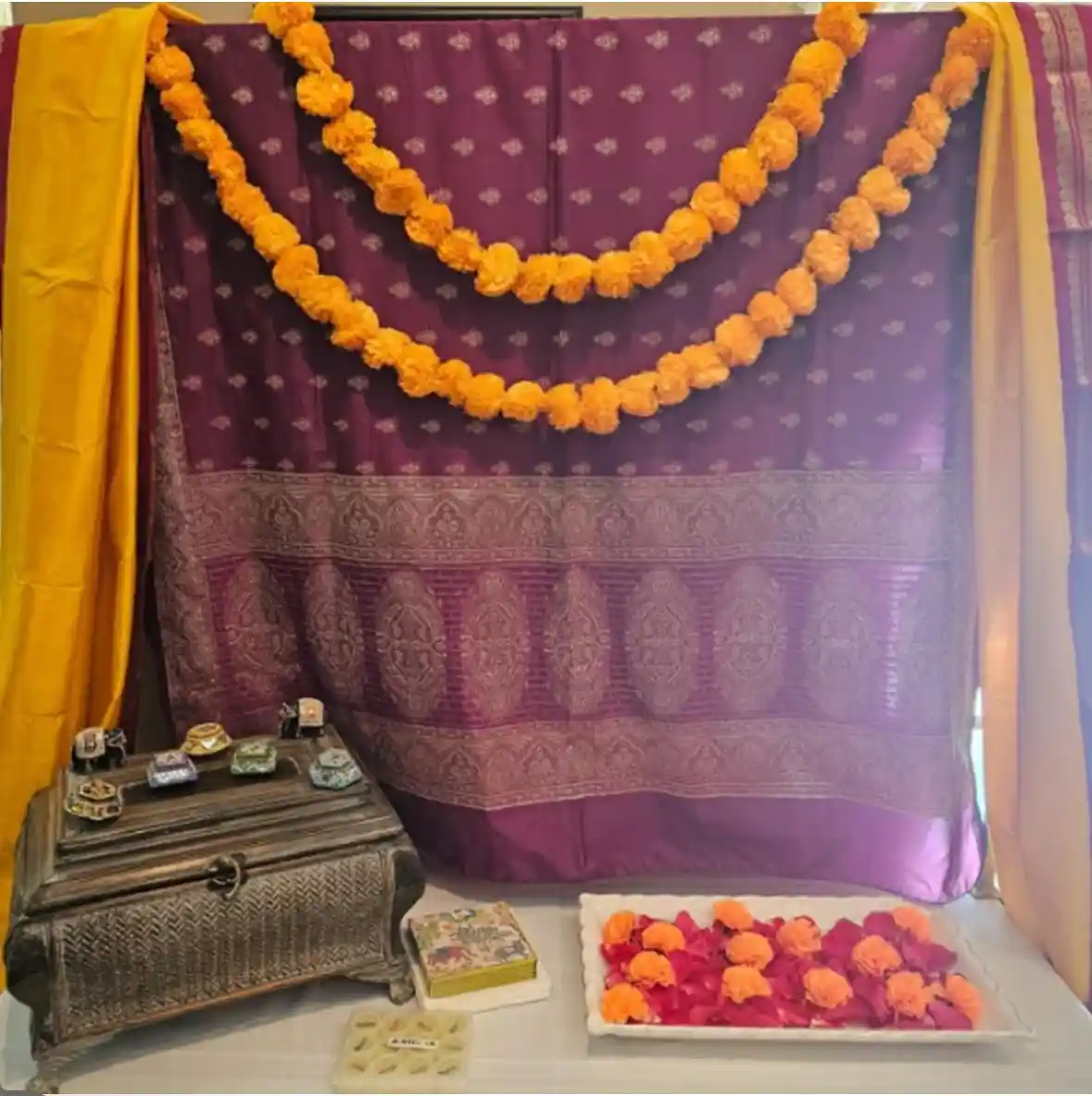 rent-marigold garland