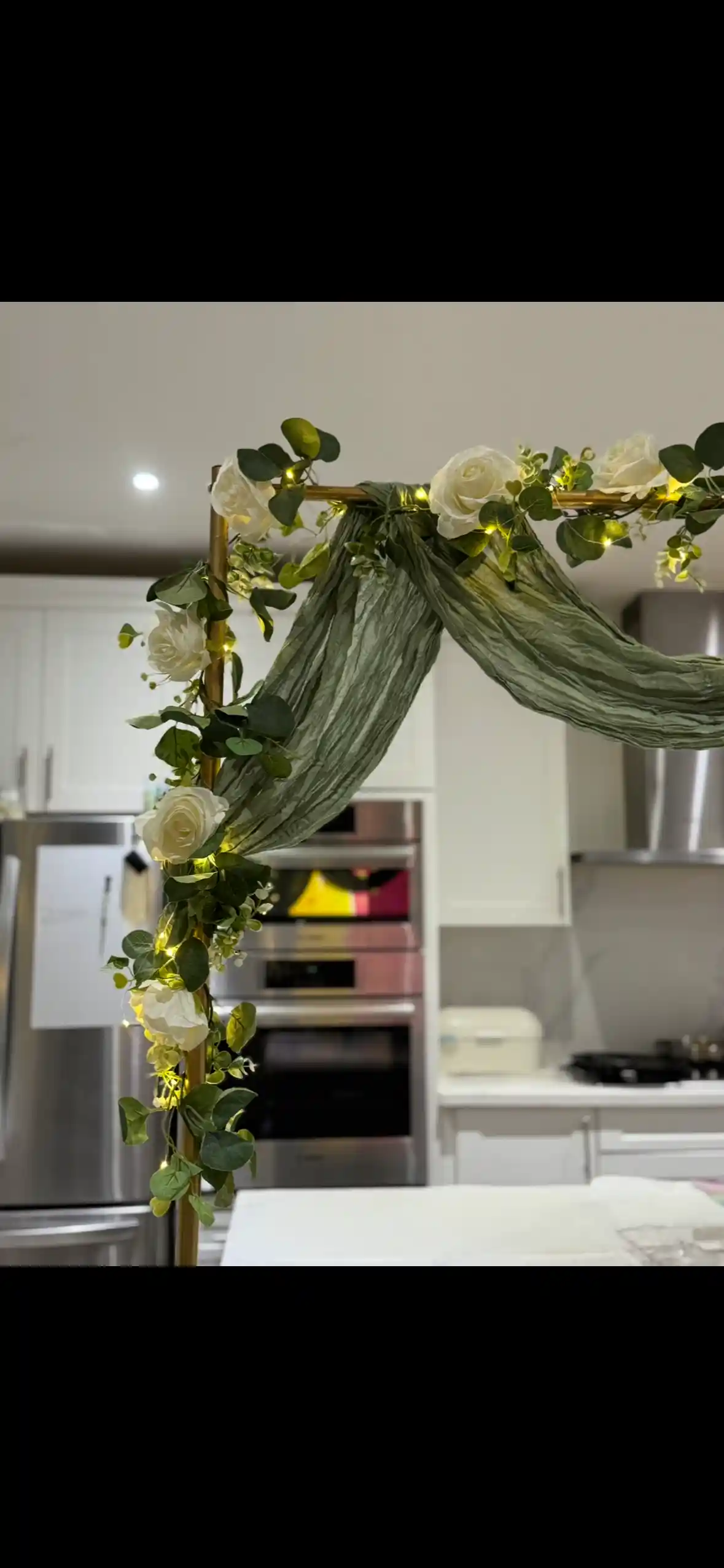 rent-floral garlands