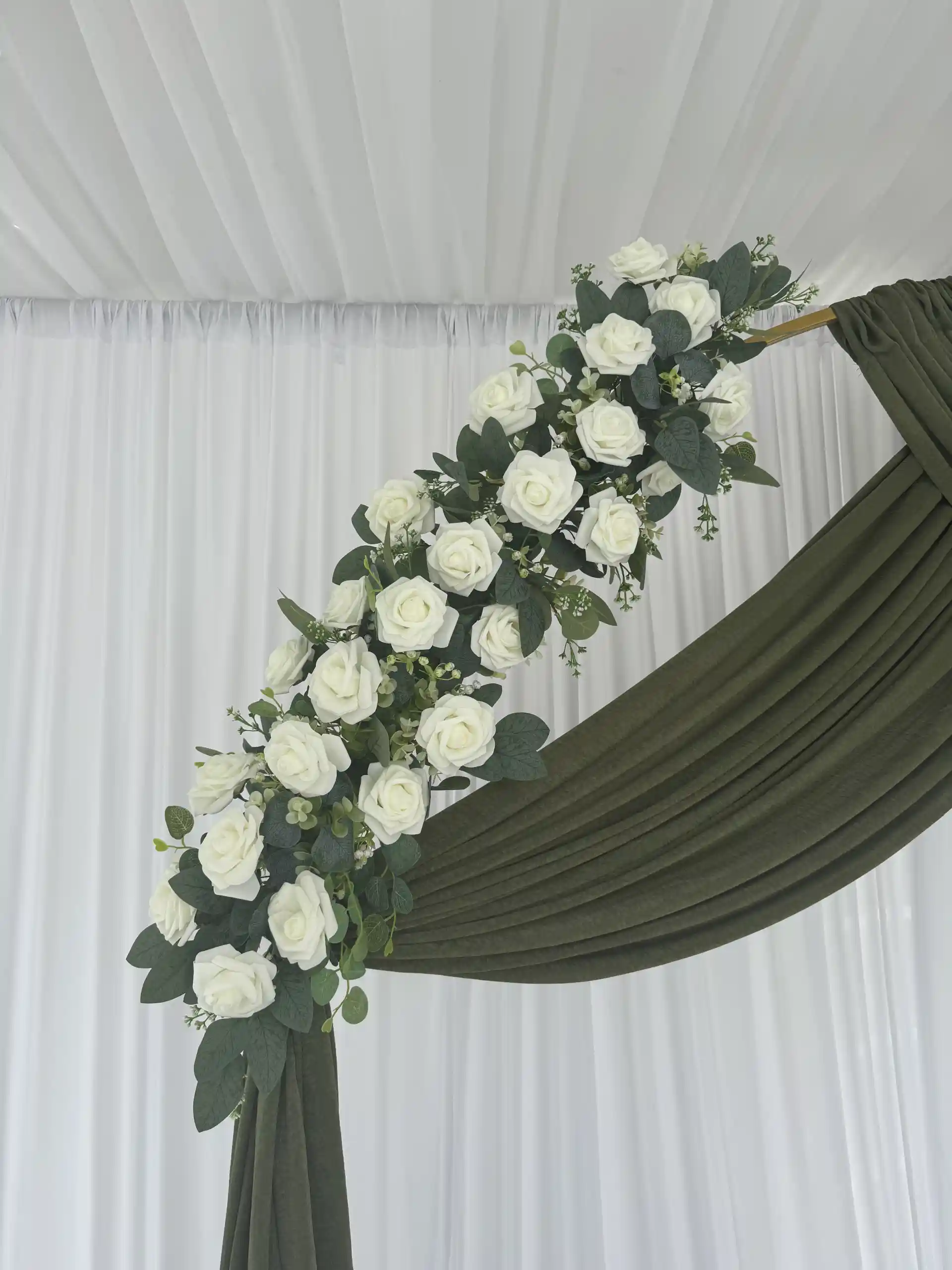 rent-green and white setup