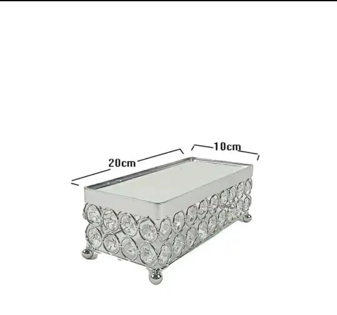 Cake risers
