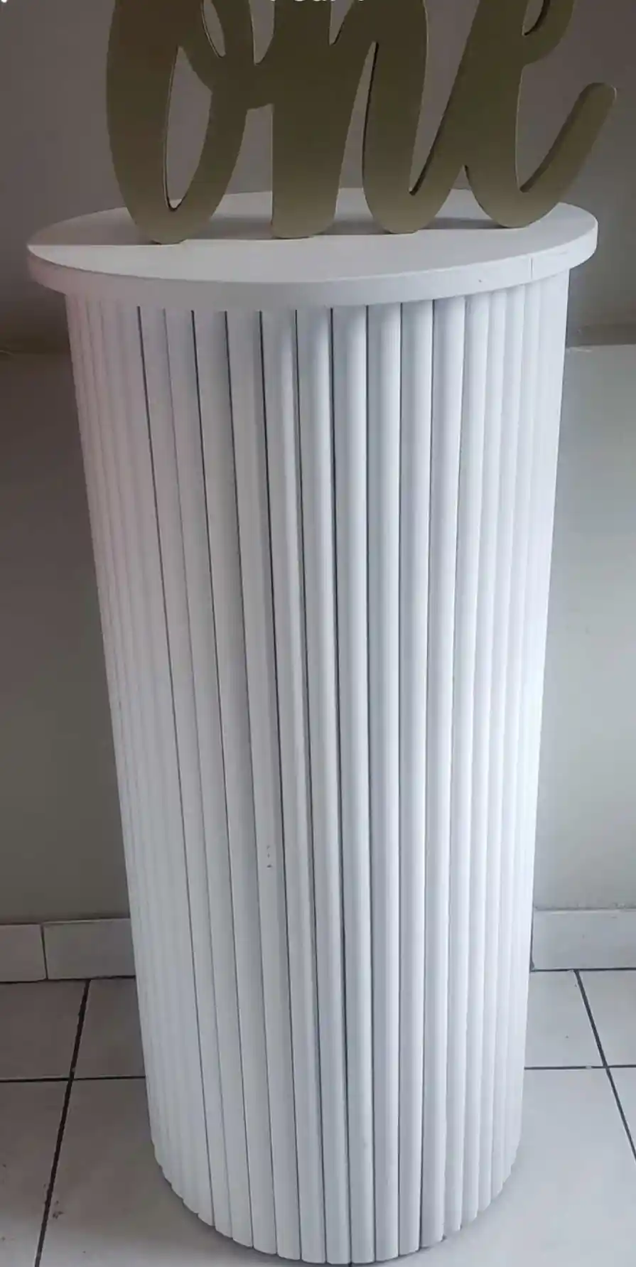 white plinth