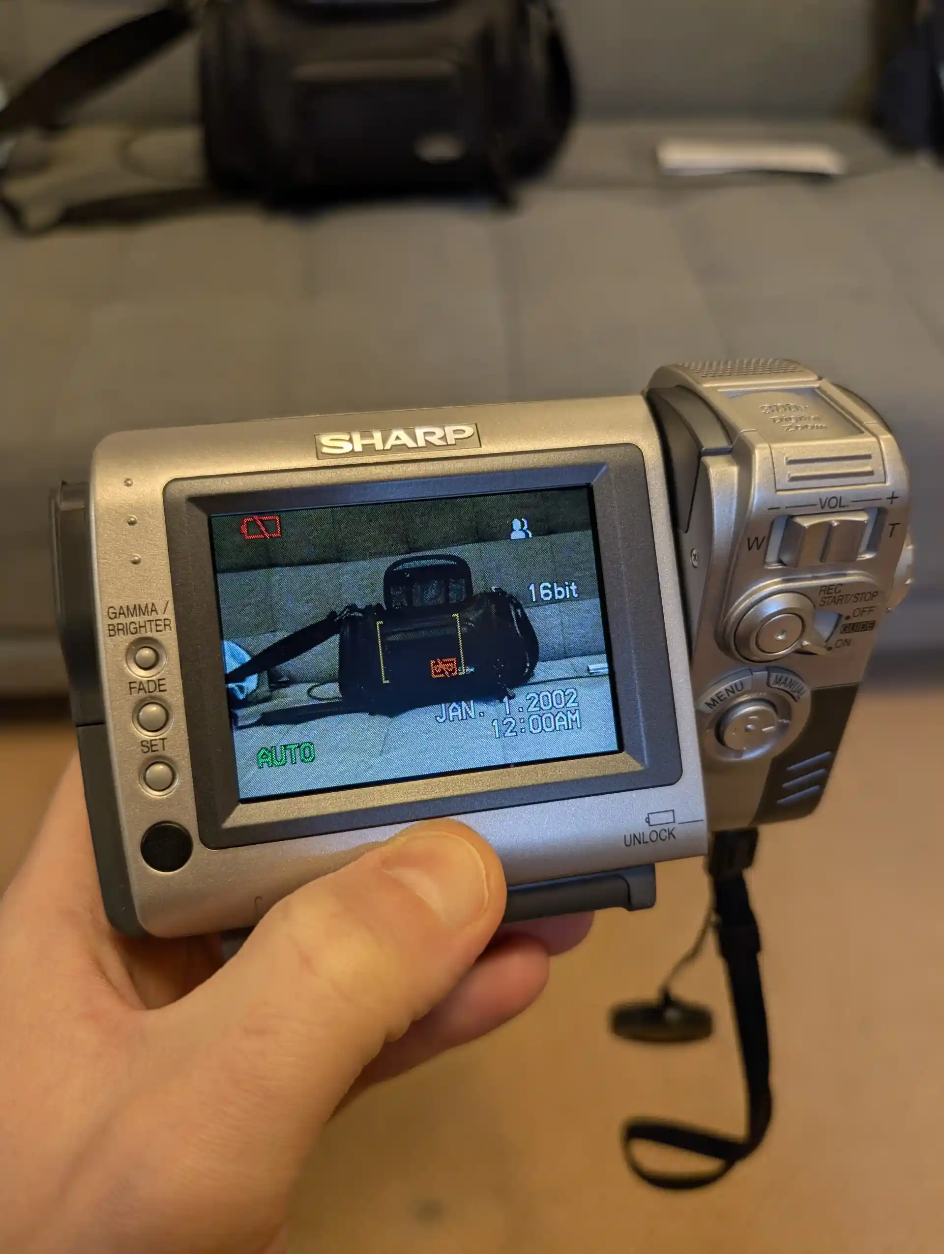 Sharp VL-NZ50 Mini DV Camcorder