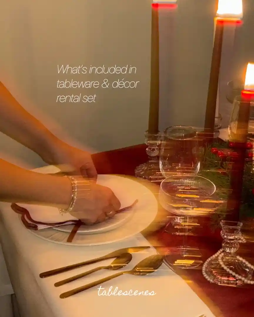 Holiday Dinning Decor Rental Set