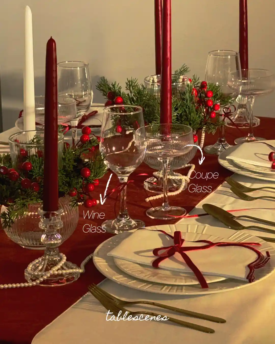 Holiday Dinning Decor Rental Set