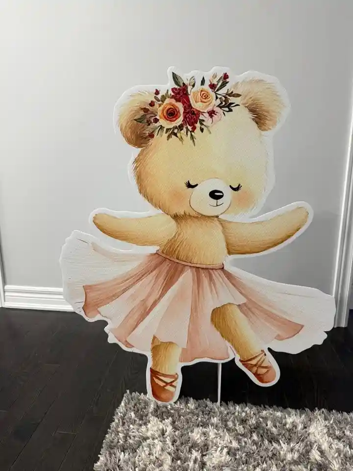 8 Carnival themed animals cut outs