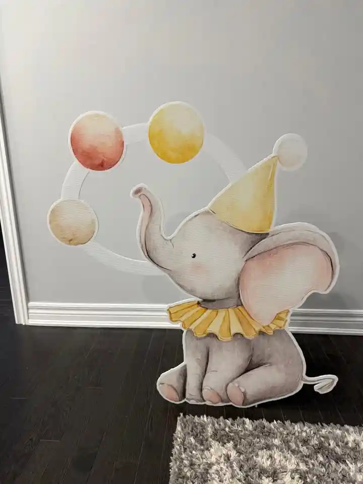 8 Carnival themed animals cut outs