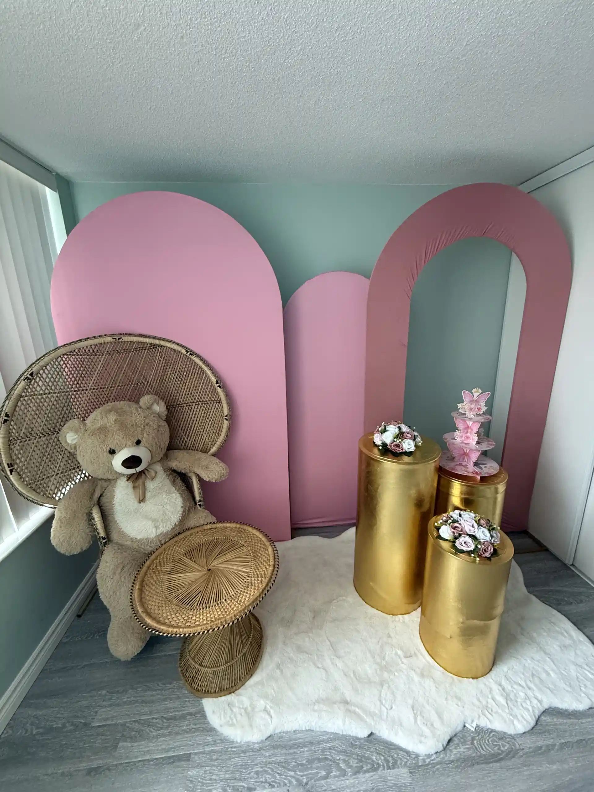 ARCHES AND COVERS FOR RENT