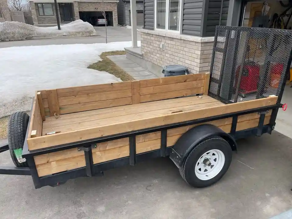 Trailer 5' x 10'