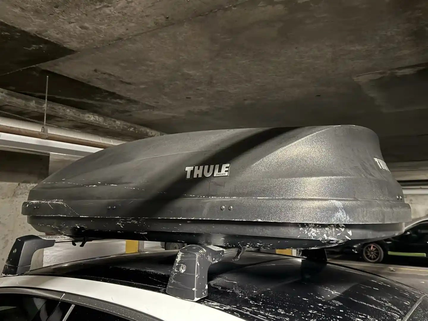 Thule Pulse M roof box