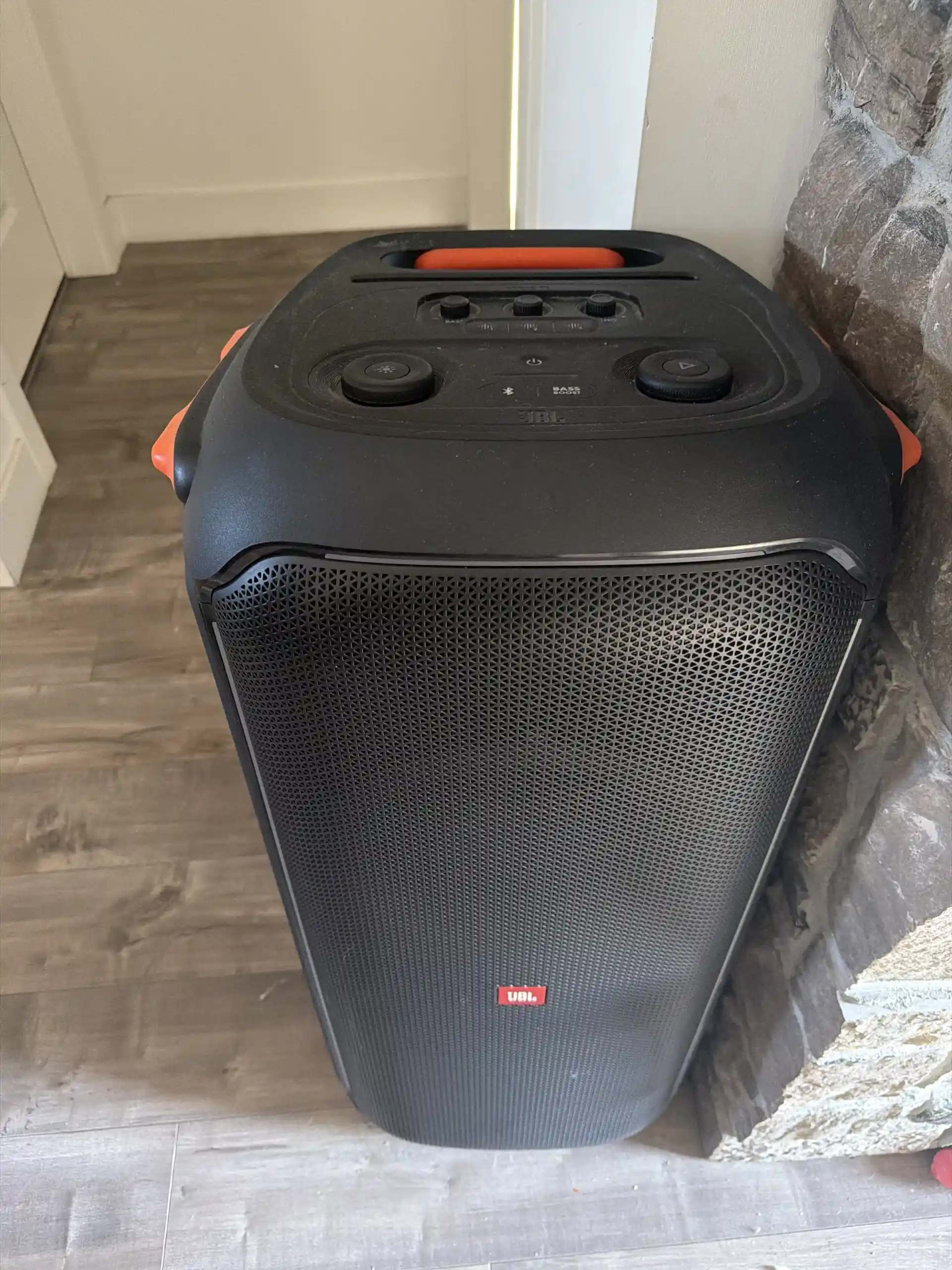 Speaker JBL 710