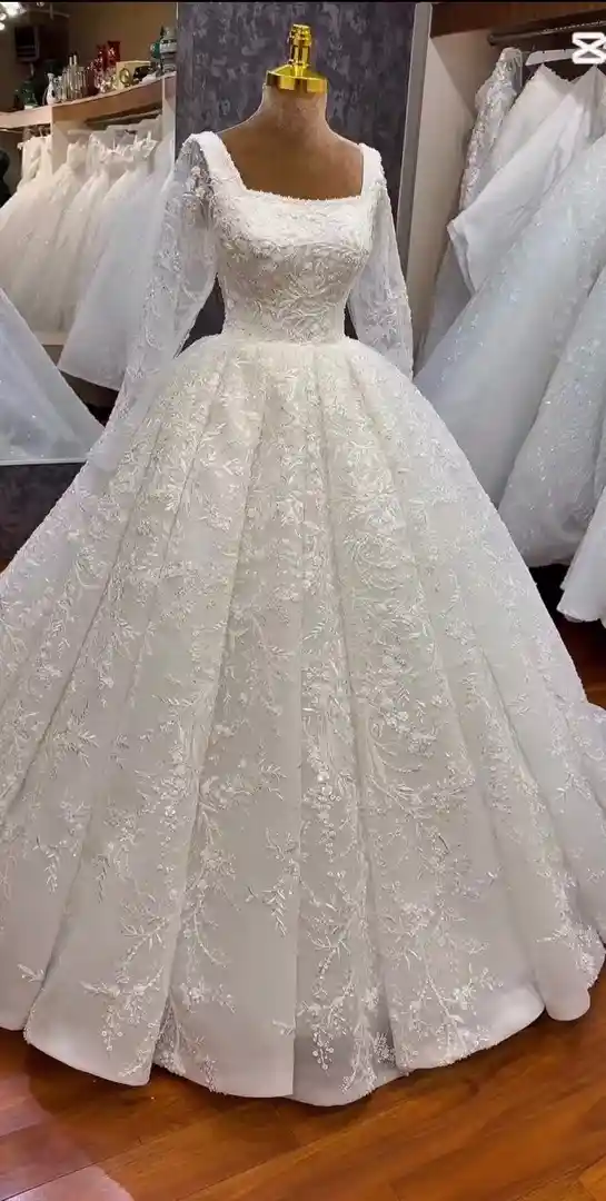 Wedding dress