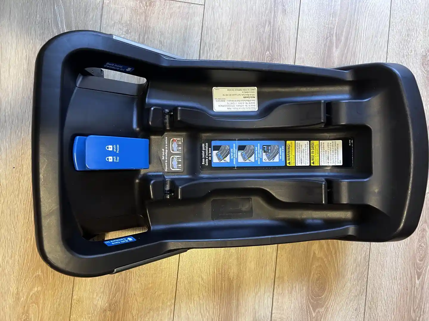 Nuna Mixx Infant Car Seat with base