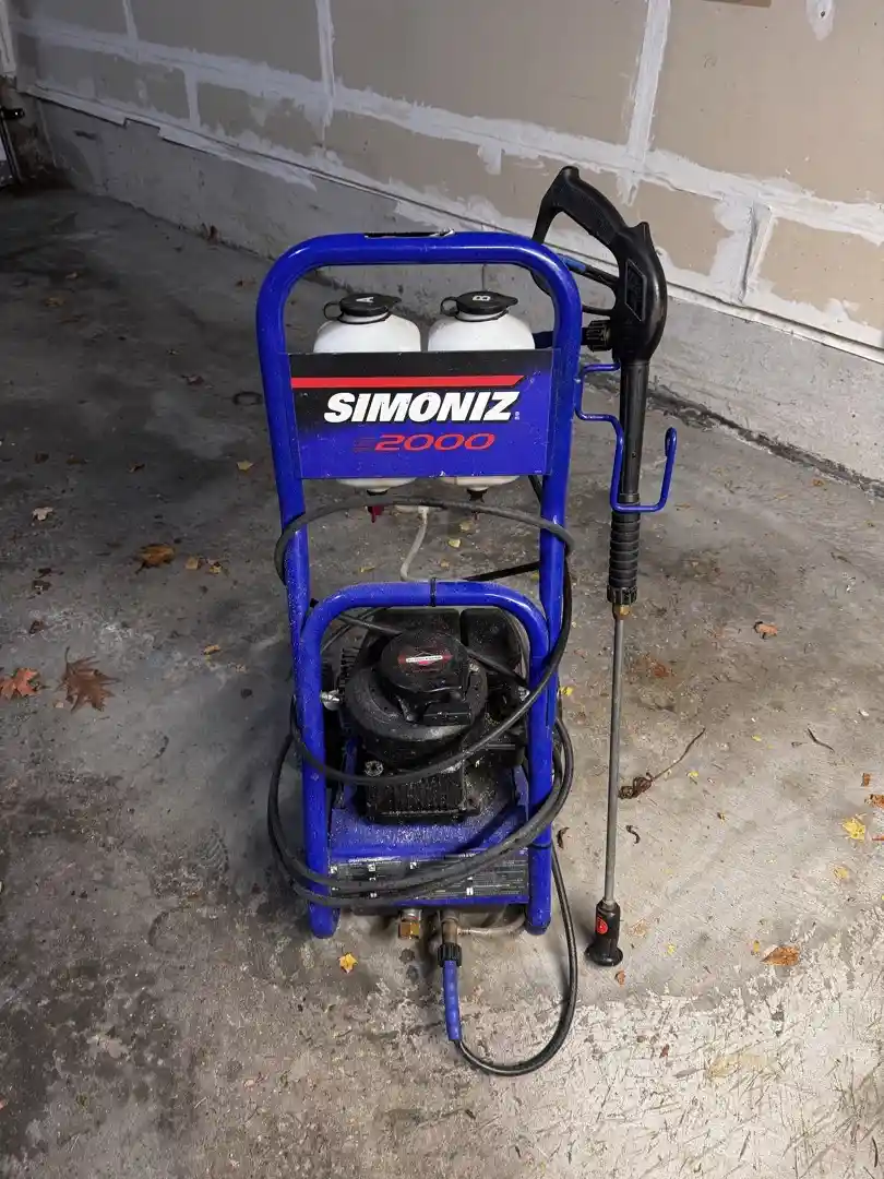 2500 psi Pressure Washer