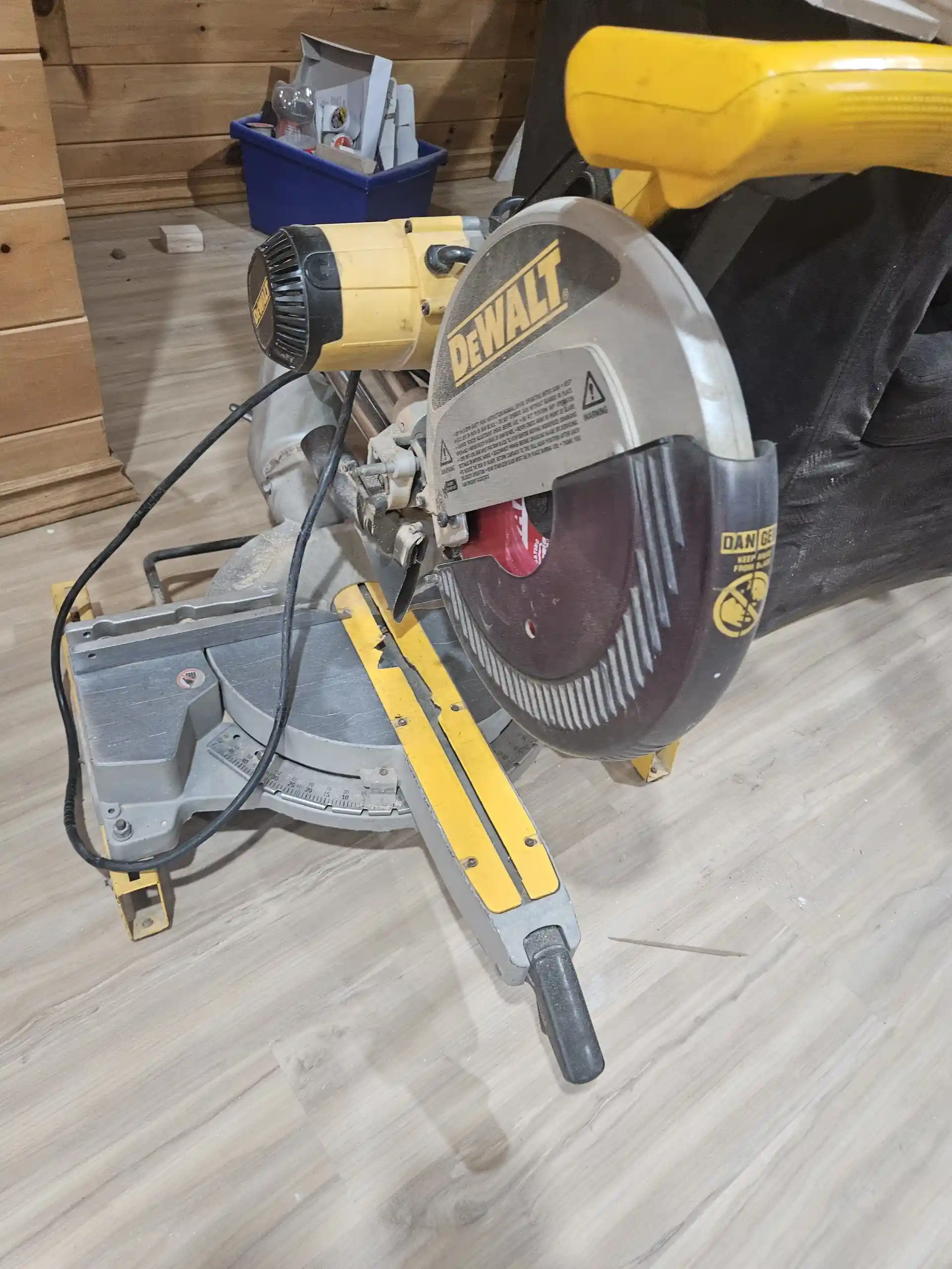 Dewalt Miter Saw and Stand