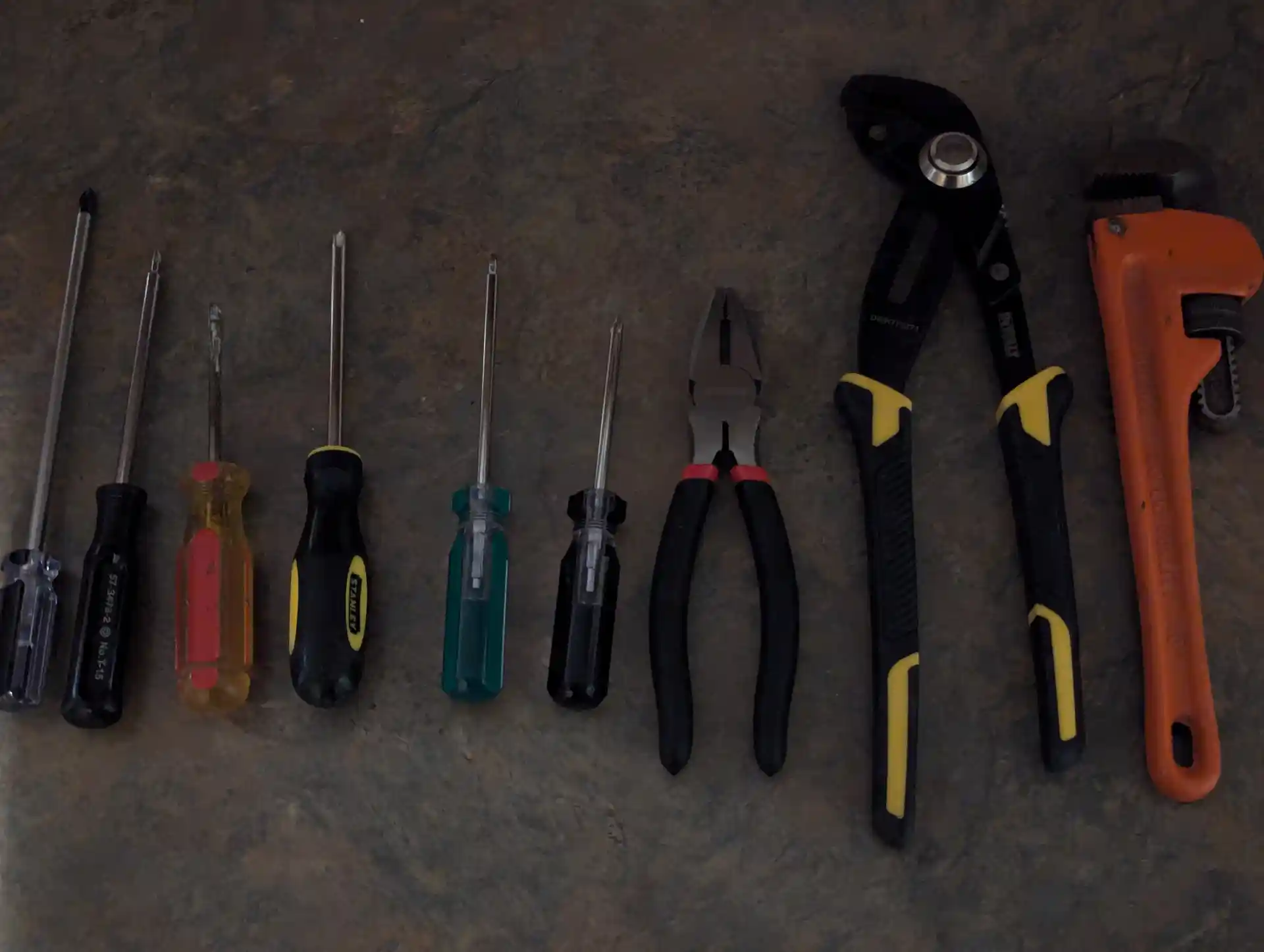 Assorted Manual Tools