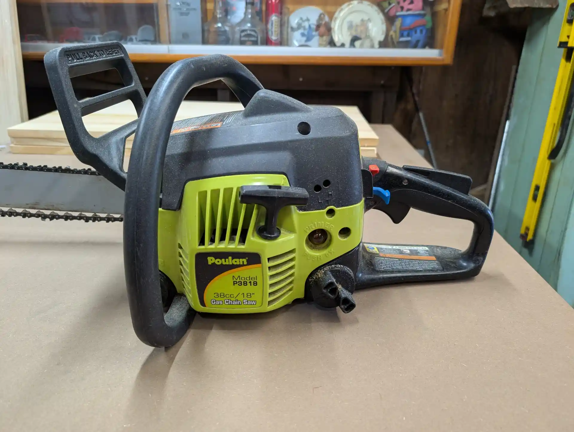 Chainsaw - Poulan P3818 38cc 18" Gas Chain Saw