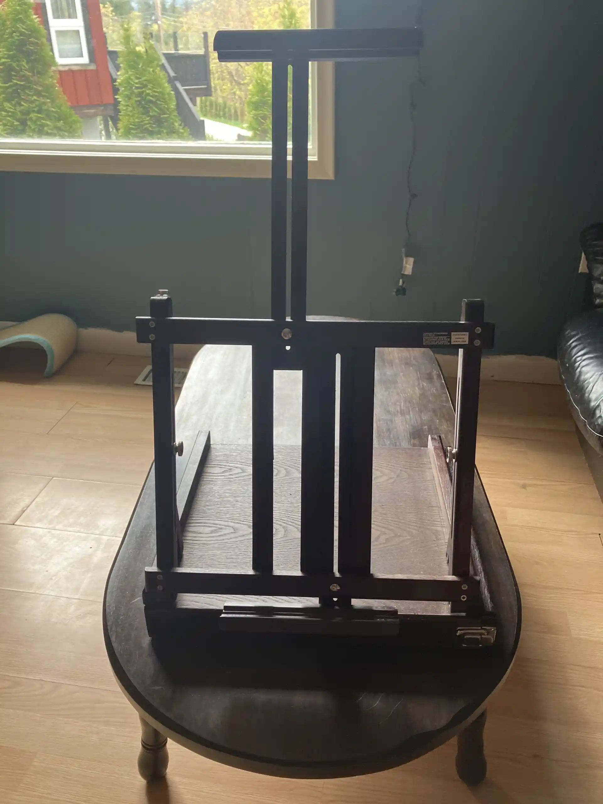 Adjustable easel